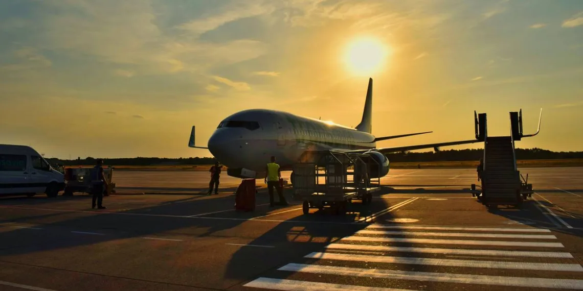 Abu Dhabi, Abu Dhabi Airports