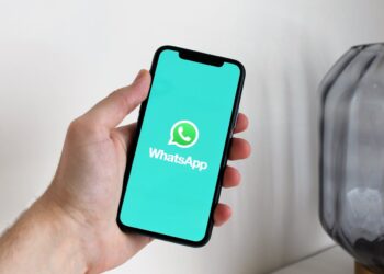 WhatsApp Introduces Redesigned Status Tab With Latest Beta