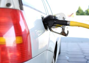 Petrol Prices in Pakistan Expected from 16 February 2024