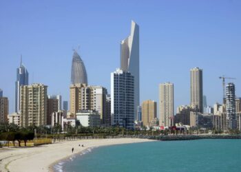 Kuwait Updates Health Rules for Expatriates