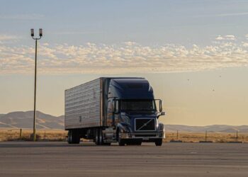 Traffic Alert: Abu Dhabi Revises Truck Ban Timings For Ramadan