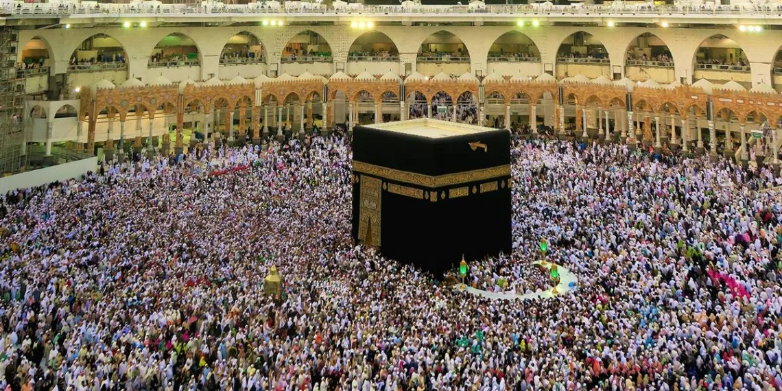 Saudi Arabia Restricts Access to Kaaba Courtyard to Umrah Pilgrims