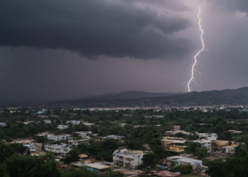 Weather Update: PMD Forecasts Another Spell of Rain and Thunderstorms Across Pakistan