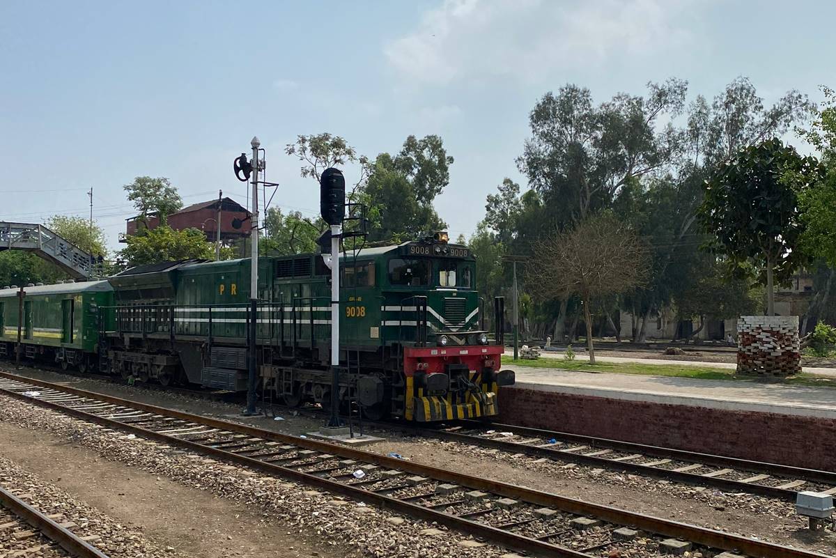 Pakistan railways announces trains for eid ul adha