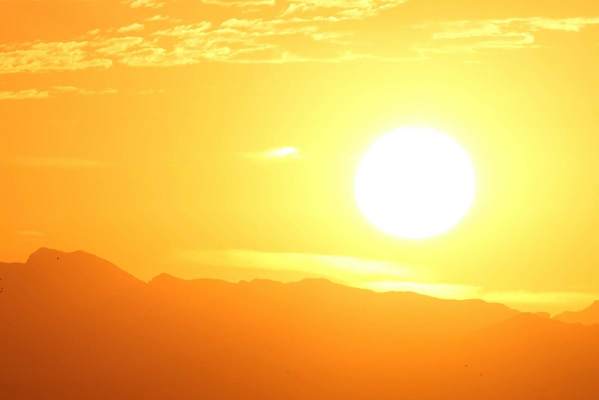 Lahore, punjab weather to remain hot and dry on friday