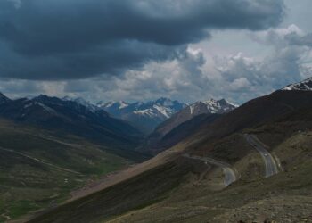 Babusar-Naran Road Now Open For Light Traffic