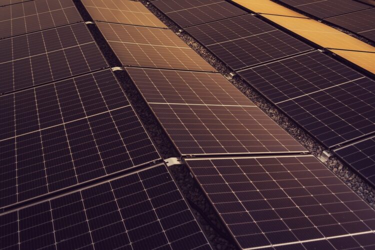 Sindh Govt to Provide Free Solar Panels to 2.6 Million Households