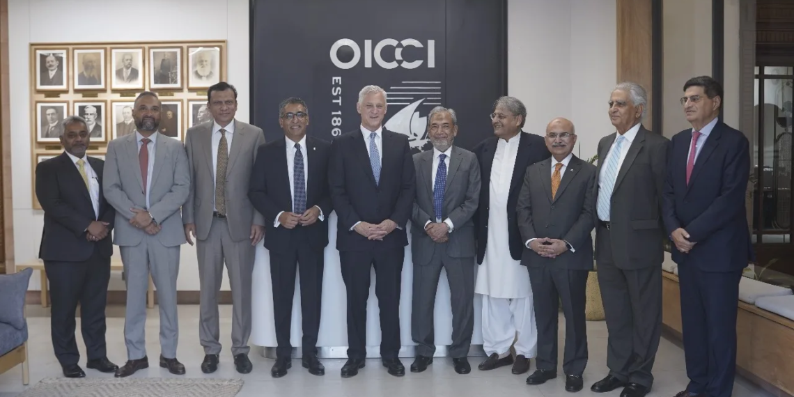 Group CEO of Standard Chartered Bank Bill Winters Visits OICCI