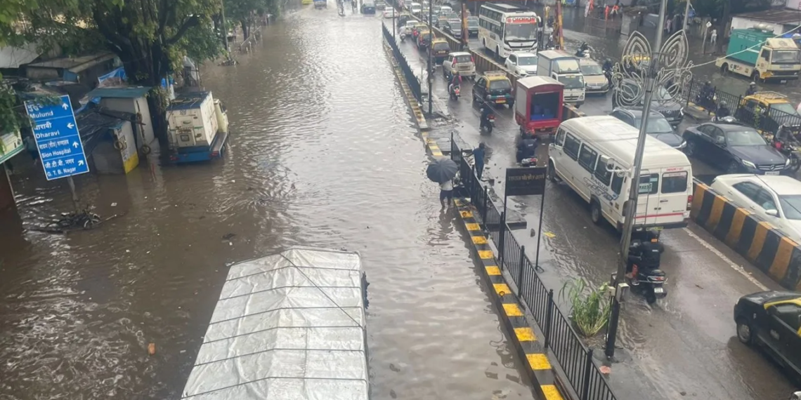 Heavy Rains Bring Mumbai to a Standstill