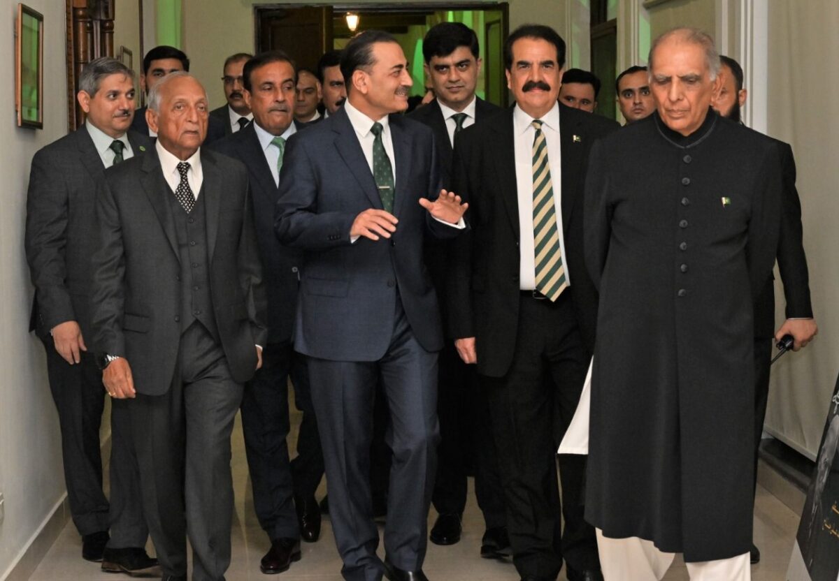 Pak Army Chief Gen Asim Munir with Gen Kayani , Gen Raheel Sharif, Gen Nadeem Raza and others at a reception hosted for army veterans.