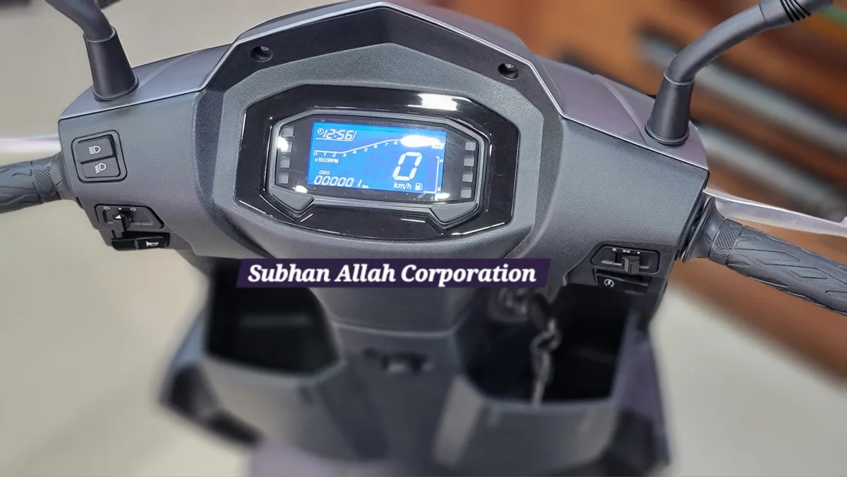 New United Scooty 100cc  Images are courtesy of Subhan Allah Corporation Lahore