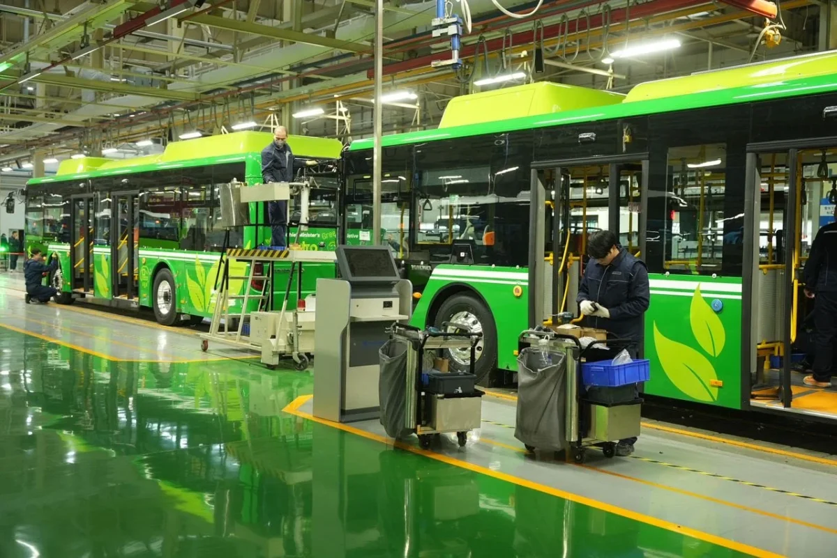 27 Electric Buses for Lahore